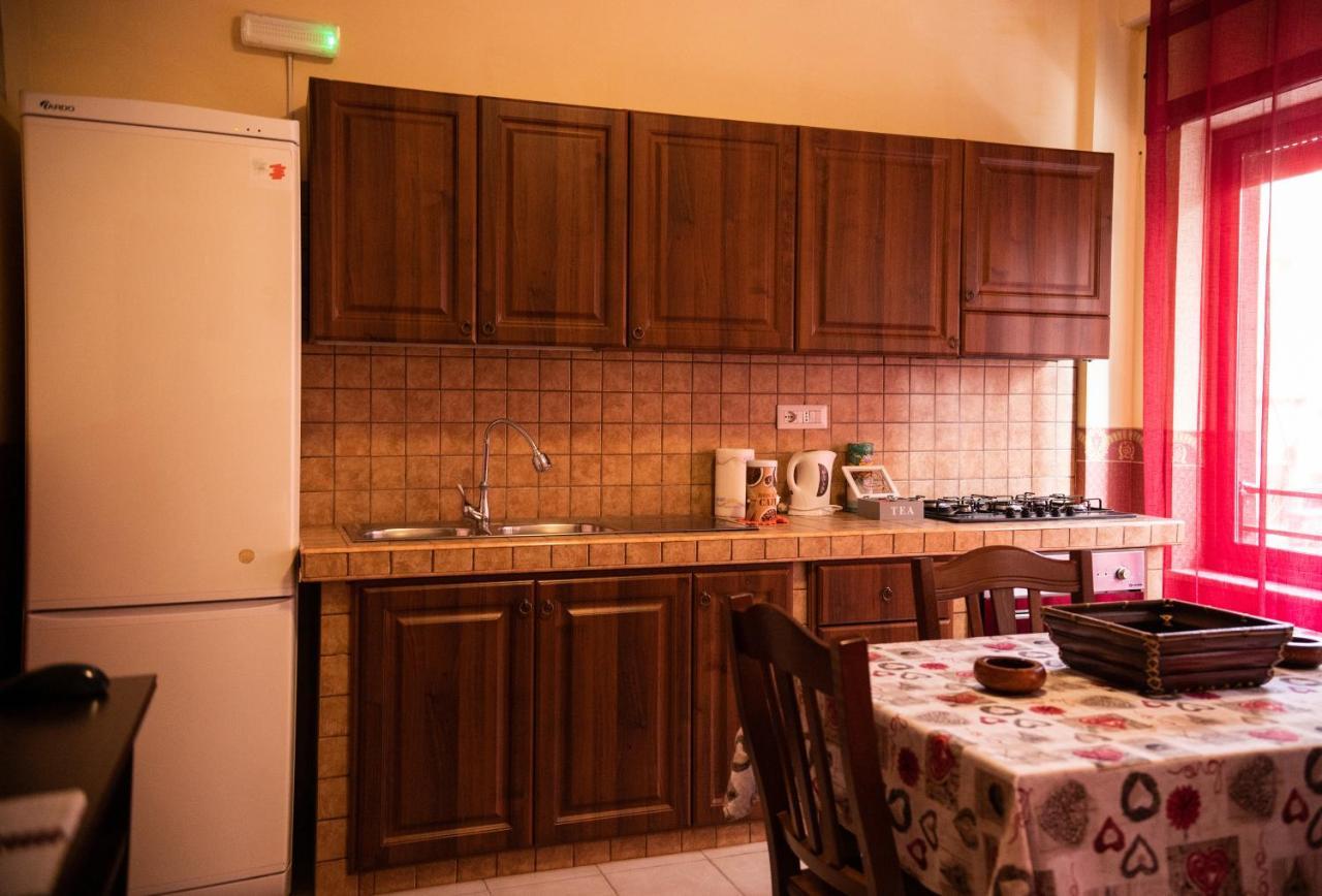 Casa Vacanza Dinastia Borbone - Centro Storico Nápoles Exterior foto